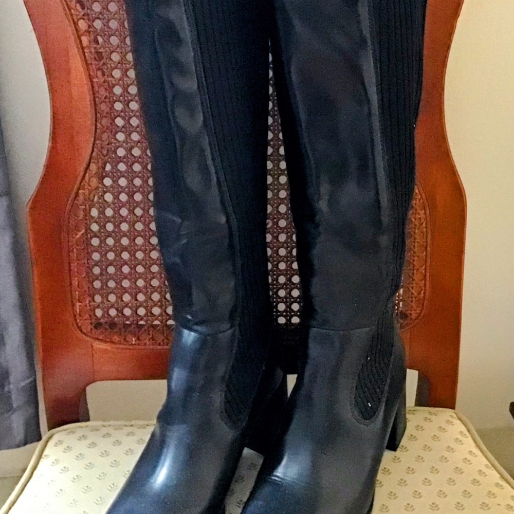 Beautiful Tall Riders. Elastic Sides, Back Zip
